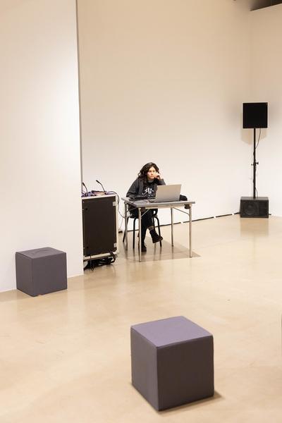 H13 2025: Stina Fors "Answer me, Pythia" (Kunstraum Niederösterreich, 21.11.2025) Foto: eSeL.at - Lorenz Seidler