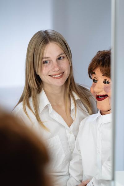 Stina Fors  &quot;Answer Me, Pythia&quot; (Kunstraum Niederösterreich, 02.12.2025) Foto: eSeL.at - Robert Puteanu