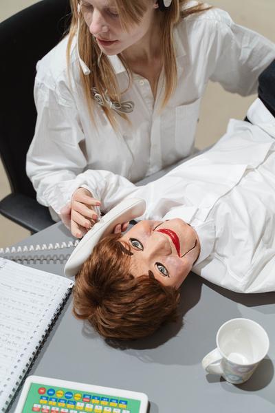 Stina Fors  &quot;Answer Me, Pythia&quot; (Kunstraum Niederösterreich, 02.12.2025) Foto: eSeL.at - Robert Puteanu