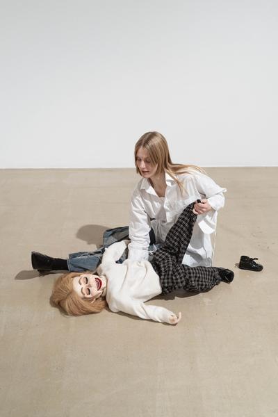 Stina Fors  &quot;Answer Me, Pythia&quot; (Kunstraum Niederösterreich, 02.12.2025) Foto: eSeL.at - Robert Puteanu