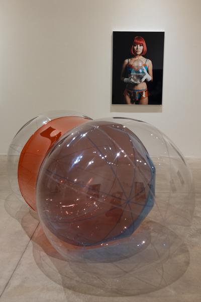 Hanakam &amp; Schuller &quot;Cosmic Commissioner&quot; (Galerie Krinzinger, 7.11. - 19.11.2025) Foto: eSeL.at - Lorenz Seidler