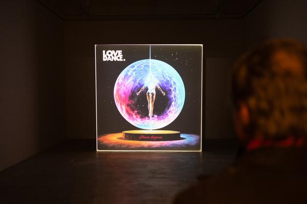 Hanakam &amp; Schuller &quot;Cosmic Commissioner&quot; (Galerie Krinzinger, 7.11. - 19.11.2025) Foto: eSeL.at - Lorenz Seidler