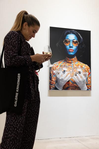 Hanakam &amp; Schuller "Cosmic Commissioner" (Galerie Krinzinger, 7.11. - 19.11.2025) Foto: eSeL.at - Lorenz Seidler