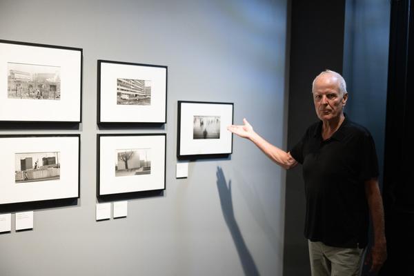 Henri Cartier-Bresson &quot;Watch! Watch! Watch!&quot; (Fotoarsenal Wien, 28.6. - 21.9.2025) Foto: eSeL.at - Lorenz Seidler