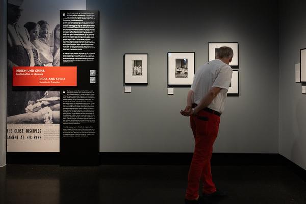 Henri Cartier-Bresson "Watch! Watch! Watch!" (Fotoarsenal Wien, 28.6. - 21.9.2025) Foto: eSeL.at - Lorenz Seidler