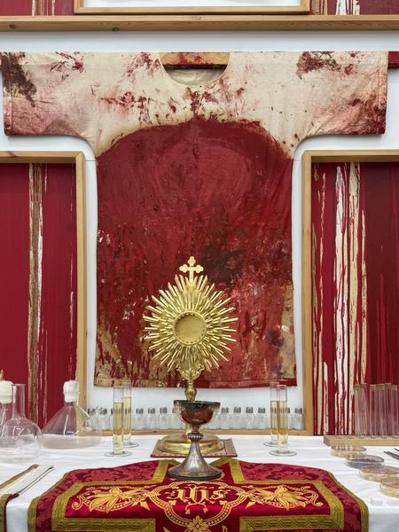 DAS LETZTE ABENDMAHL. Zur sinnlichen Intensität von Kult- und Ritualvorgängen (Nitsch Foundation, 12.3. - 30.9.2026) Foto: eSeL.at - Lorenz Seidler