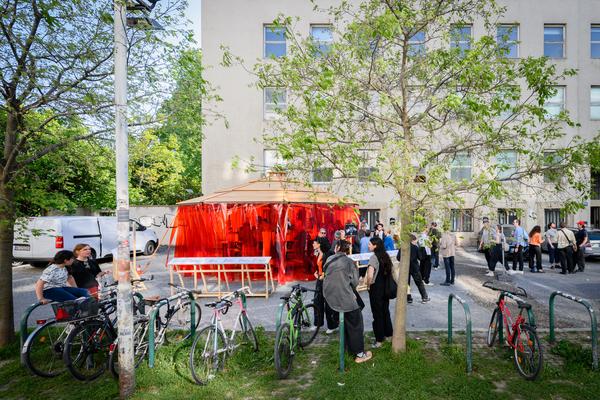 Creatives for Vienna – Making Spaces X Klima Biennale Wien: Wiener Würstelstand (Funkhaus, 25.04.2026) Foto: Wirtschaftsagentur Wien / eSeL.at - Joanna Pianka