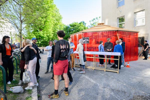 Creatives for Vienna – Making Spaces X Klima Biennale Wien: Wiener Würstelstand (Funkhaus, 25.04.2026) Foto: Wirtschaftsagentur Wien / eSeL.at - Joanna Pianka