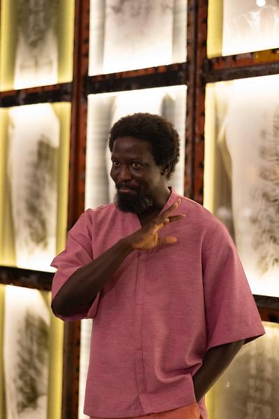 Ibrahim Mahama Zilijifa (Kunsthalle Wien MQ, 9.7.2025–2.11.2025) Foto: eSeL.at - Lorenz Seidler