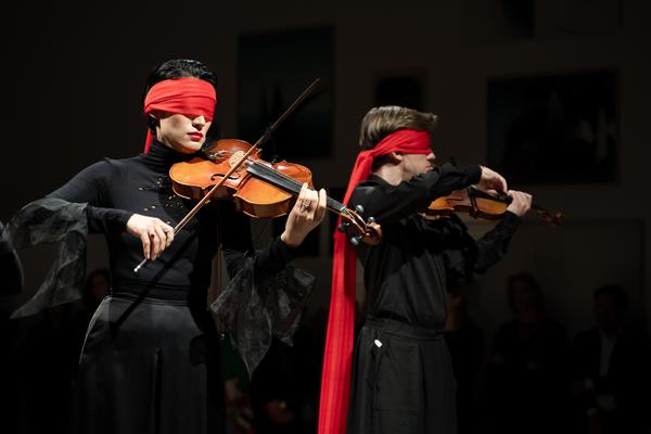 Im erweiterten Raum (Künstlerhaus Wien, 27.02. - 07.06.2025) Foto: eSeL.at - Sarah Tasha