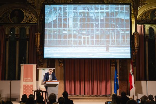 Ausstellungesröffnung Impressions of War - Der Krieg in der Ukraine (Heeresgeschichtliches Museum, 10.02.2026) Foto: eSeL.at - Robert Puteanu