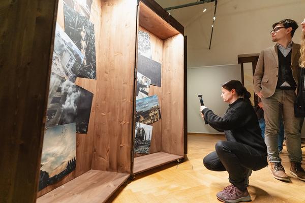 Ausstellungesröffnung Impressions of War - Der Krieg in der Ukraine (Heeresgeschichtliches Museum, 10.02.2026) Foto: eSeL.at - Robert Puteanu