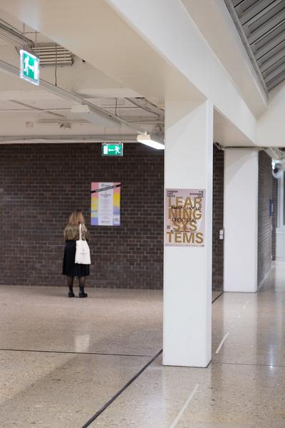 VIENNA ART WEEK 2025: "IN/BETWEEN. People, Spaces &amp; Uses" (WEST 1090, 8.11.2025) Foto: eSeL.at - Lorenz Seidler