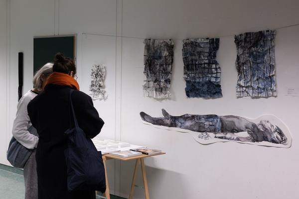 VIENNA ART WEEK 2025: "IN/BETWEEN. People, Spaces &amp; Uses" (WEST 1090, 8.11.2025) Foto: eSeL.at - Lorenz Seidler