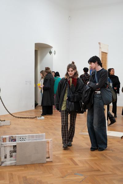 In the Fold of the Sack (Exhibit, Akademie der bildenden Künste, 12.03.2026) Foto: eSeL.at - Sarah Tasha