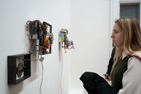 In the Fold of the Sack (Exhibit, Akademie der bildenden Künste, 12.03.2026) Foto: eSeL.at - Sarah Tasha