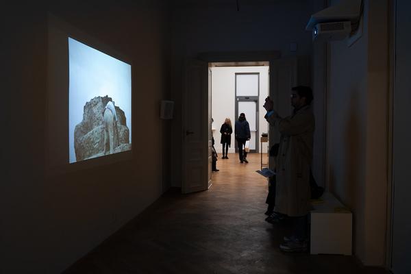 In the Fold of the Sack (Exhibit, Akademie der bildenden Künste, 12.03.2026) Foto: eSeL.at - Sarah Tasha