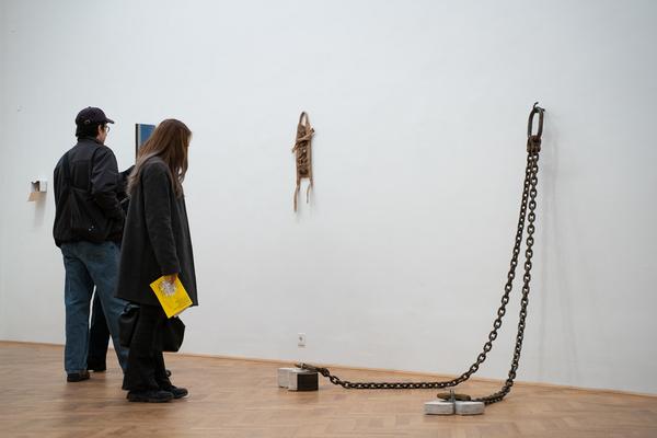 In the Fold of the Sack (Exhibit, Akademie der bildenden Künste, 12.03.2026) Foto: eSeL.at - Sarah Tasha