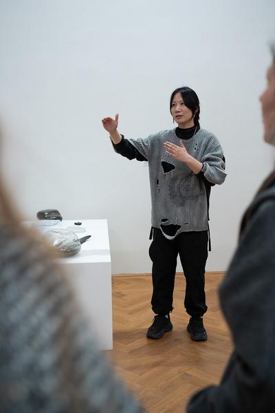 In the Fold of the Sack (Exhibit, Akademie der bildenden Künste, 12.03.2026) Foto: eSeL.at - Sarah Tasha