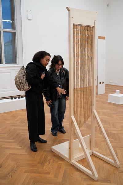 In the Fold of the Sack (Exhibit, Akademie der bildenden Künste, 12.03.2026) Foto: eSeL.at - Sarah Tasha