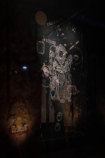 Indah Arsyad "The Ultimate Breath" (Weltmuseum Wien, 26.11.2025 - 25.5.2026) Foto: eSeL.at - Lorenz Seidler