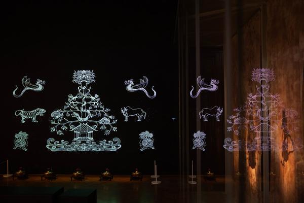 Indah Arsyad "The Ultimate Breath" (Weltmuseum Wien, 26.11.2025 - 25.5.2026) Foto: eSeL.at - Lorenz Seidler
