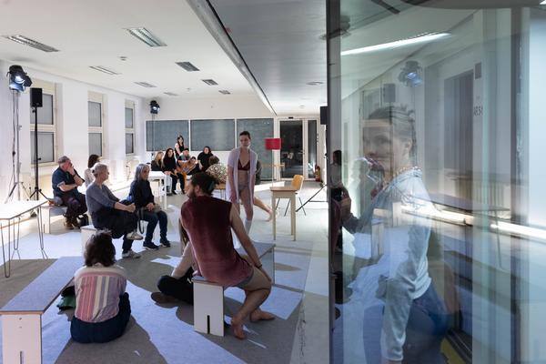 Christine Gaigg / 2nd nature: &quot;Jealousy&quot; (Funkhaus, 27.11. - 29.11.2025) Foto: eSeL.at - Lorenz Seidler