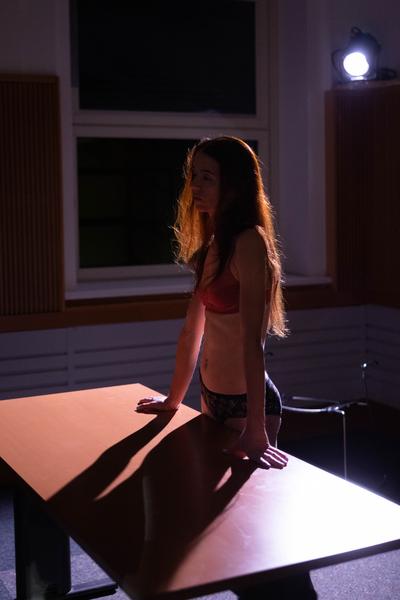 Christine Gaigg / 2nd nature: &quot;Jealousy&quot; (Funkhaus, 27.11. - 29.11.2025) Foto: eSeL.at - Lorenz Seidler