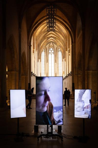 Julia Belova "Sacrum Monstrum" (Dominikanerkirche Krems, 28.6. - 26-10.2025) Foto: eSeL.at - Lorenz Seidler