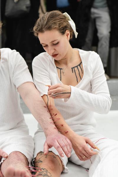 Kata Oelschlägel - Sewn Together (Nitsch Foundation, 13.11.2025) Foto: eSeL.at - Robert Puteanu
