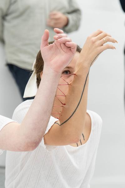 Kata Oelschlägel - Sewn Together (Nitsch Foundation, 13.11.2025) Foto: eSeL.at - Robert Puteanu