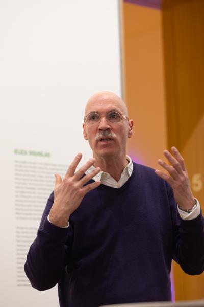 KAWS. ART &amp; COMIX (Albertina Modern, 3.4. - 27.9.2026) Foto: eSeL.at - Lorenz Seidler