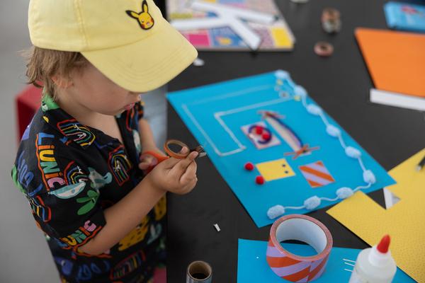 MQ Kinder Kultur Parcours 2026: "Typograf:innen von morgen –
gestalte deinen eigenen Buchstaben" (designforum, 30.5.2026) Foto: eSeL.at - Lorenz Seidler