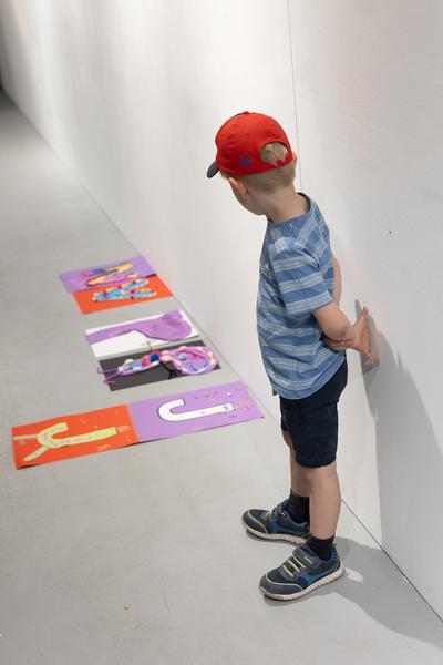 MQ Kinder Kultur Parcours 2026: "Typograf:innen von morgen –
gestalte deinen eigenen Buchstaben" (designforum, 30.5.2026) Foto: eSeL.at - Lorenz Seidler