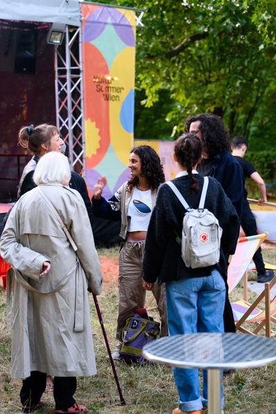 Kultursommer Wien 2026: Gutrufs Erben / n ï m company &amp; Potpourri Dance (Wilhelmsdorfer Park, 19.07.2026) Foto: eSeL.at - Joanna Pianka