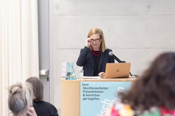 "kuratorisch forschen" - Präsentationen ecm Abschlußarbeiten (Univ. f. Angewandte Kunst, 12.6.2026) Foto: eSeL.at - Lorenz Seidler