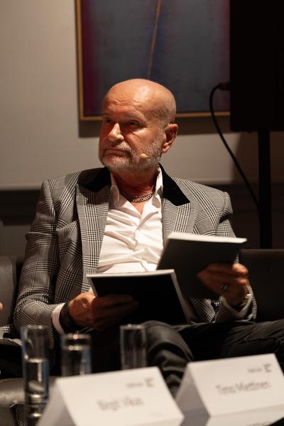 VIENNA ART WEEK 2025: Podiumsdiskussion &quot;Learning Systems&quot; (Dorotheum, 10.11.2025) Foto: eSeL.at - Lorenz Seidler