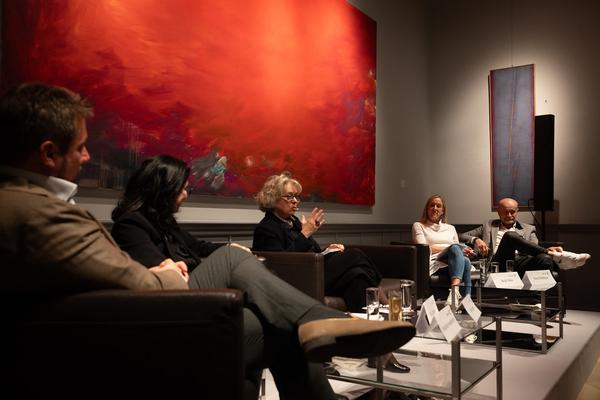 VIENNA ART WEEK 2025: Podiumsdiskussion "Learning Systems" (Dorotheum, 10.11.2025) Foto: eSeL.at - Lorenz Seidler
