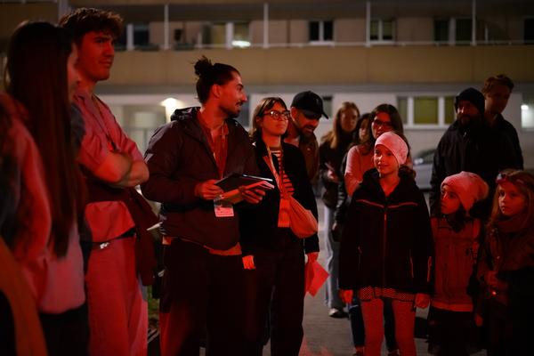 Creatives for Vienna – Making Spaces X Klima Biennale Wien: Licht für Vielfalt - Lichtfang: Begegnungen mit der Nacht (Jutta-Steier-Park, 17.04.2026) Foto: Wirtschaftsagentur Wien / eSeL.at - Joanna Pianka