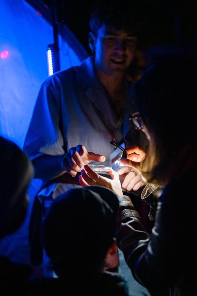 Creatives for Vienna – Making Spaces X Klima Biennale Wien: Licht für Vielfalt - Lichtfang: Begegnungen mit der Nacht (Jutta-Steier-Park, 17.04.2026) Foto: Wirtschaftsagentur Wien / eSeL.at - Joanna Pianka