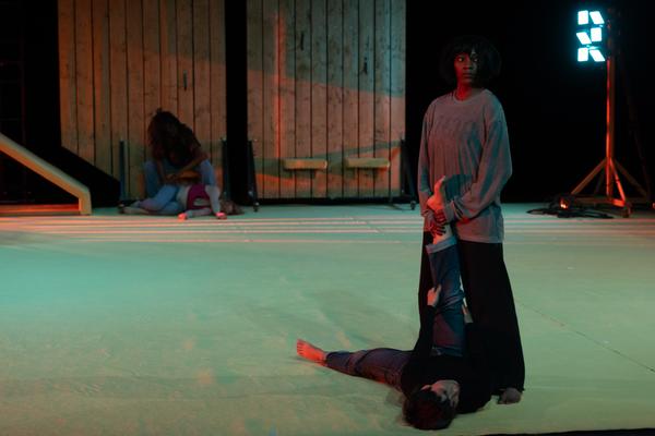 Ligia Lewis "Still Not Still"  (rehearsal without costumes) (Tanzquartier Wien, 15.1.-17.1.2025) Foto: eSeL.at - Lorenz Seidler