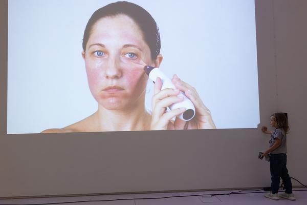 Lisa Großkopf: Stabile Performance (Landesgalerie Burgenland, 28.2. - 10.5.2026) Foto: eSeL.at - Lorenz Seidler