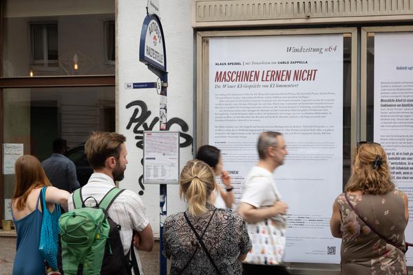 AIT artloop &amp; Wiener KI Gespräche: "Maschinen lernen nicht" (Wandzeitung #64 / Atelier Steinbrener/Dempf &amp; Huber, 14.7.2026) Foto: eSeL.at - Lorenz Seidler