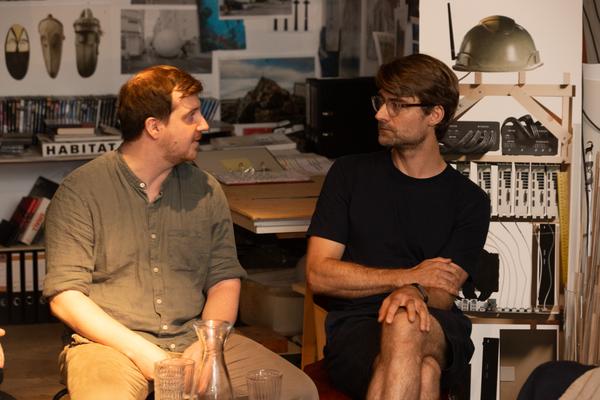 AIT artloop &amp; Wiener KI Gespräche: "Maschinen lernen nicht" (Wandzeitung #64 / Atelier Steinbrener/Dempf &amp; Huber, 14.7.2026) Foto: eSeL.at - Lorenz Seidler