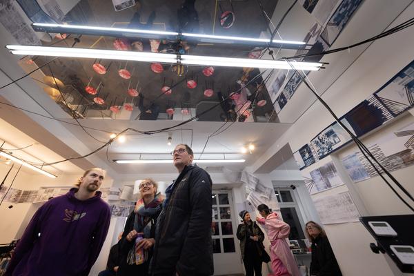 Wien Modern 2025: MMM  &quot;WAS___&quot; Partiturmeter 1-66 (Ve.Sch, 6.11. - 13.11.2025) Foto: eSeL.at - Lorenz Seidler