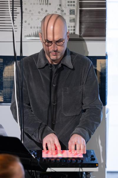 Wien Modern 2025: MMM  &quot;WAS___&quot; Partiturmeter 1-66 (Ve.Sch, 6.11. - 13.11.2025) Foto: eSeL.at - Lorenz Seidler