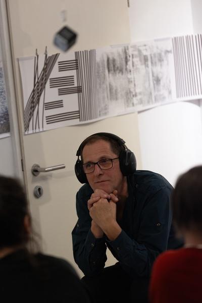 Wien Modern 2025: MMM  &quot;WAS___&quot; Partiturmeter 1-66 (Ve.Sch, 6.11. - 13.11.2025) Foto: eSeL.at - Lorenz Seidler