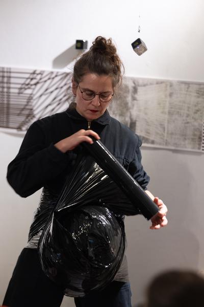 Wien Modern 2025: MMM  &quot;WAS___&quot; Partiturmeter 1-66 (Ve.Sch, 6.11. - 13.11.2025) Foto: eSeL.at - Lorenz Seidler