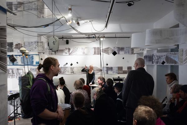 Wien Modern 2025: MMM  &quot;WAS___&quot; Partiturmeter 1-66 (Ve.Sch, 6.11. - 13.11.2025) Foto: eSeL.at - Lorenz Seidler