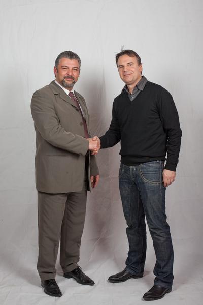 "MQ Menschenkette" (Mi, 9.1.2012 - Neujahrsempfang Museumsquartier Wien) Foto: <a href="http://eSeL.at" rel="noreferrer nofollow">eSeL.at</a> Foto: eSeL.at